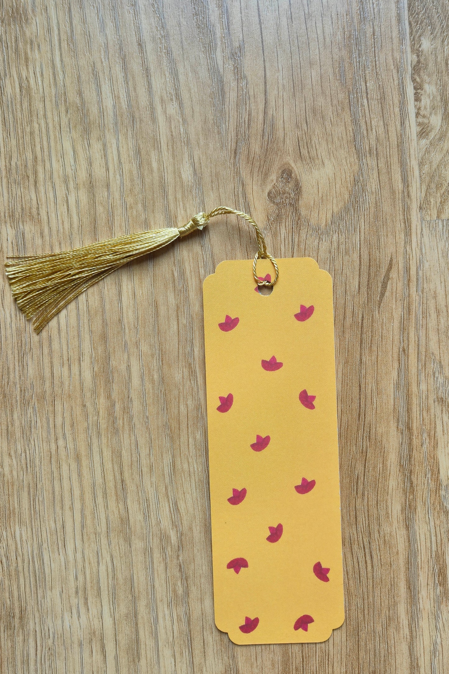 The Book Lover's Bookmark Textured Paper 300 gsm