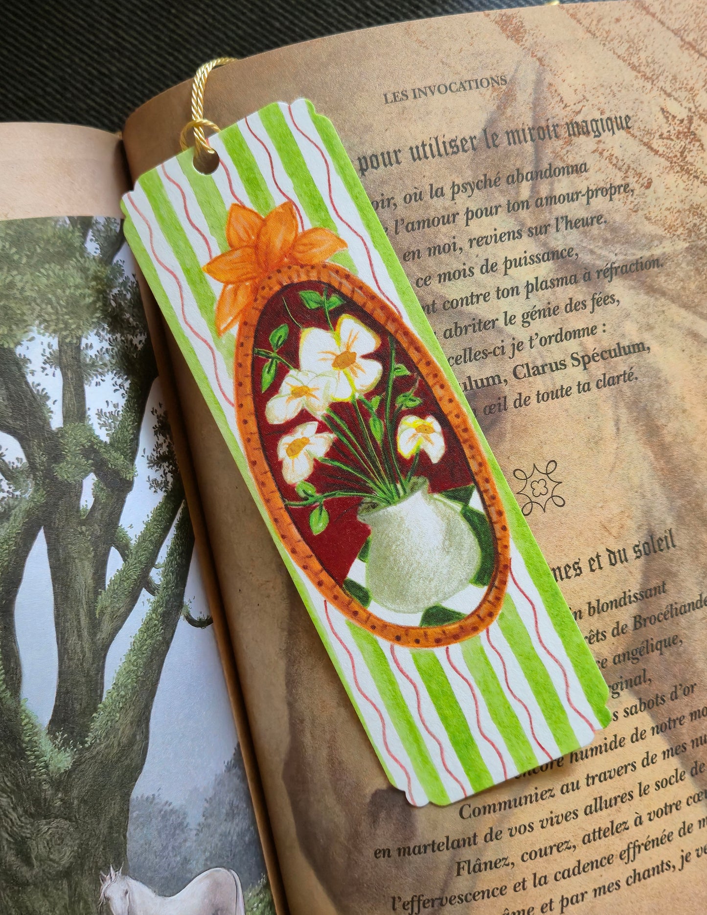 Green Textured Paper Bookmark 300 gsm