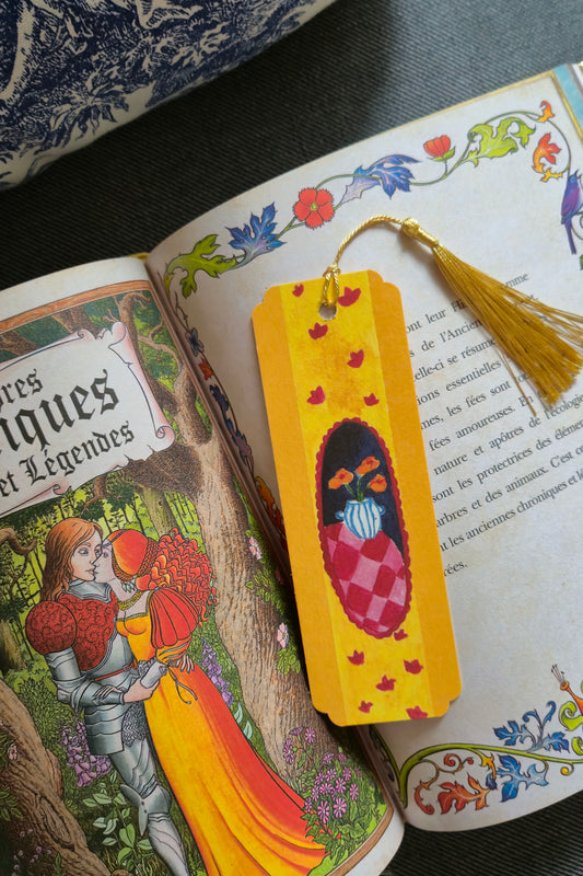 The Book Lover's Bookmark Textured Paper 300 gsm